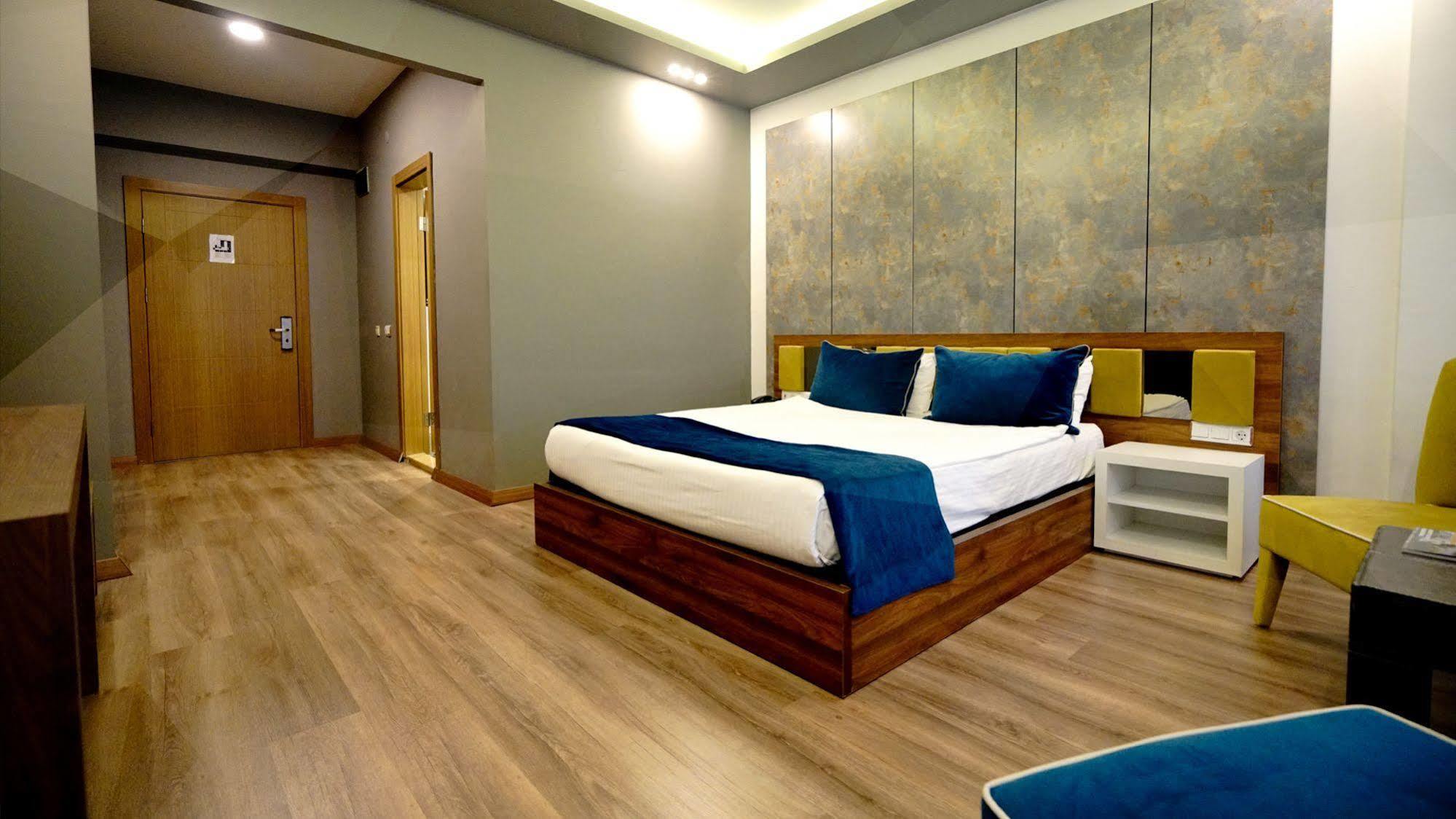 Es Albatros Hotel Eskisehir Exterior photo